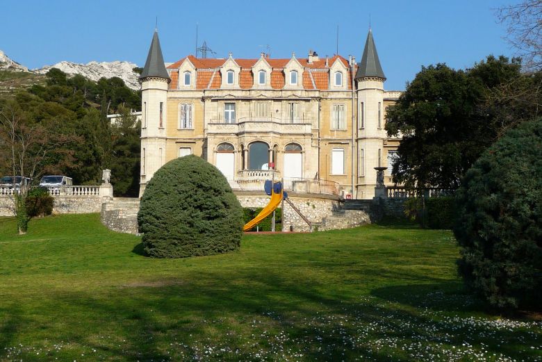 Château Serena : construction d'un ensemble immobilier avec résidence service pour personnes âgées